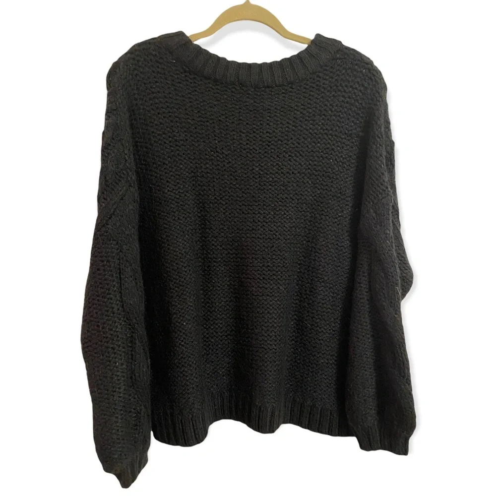 Aerie Black Knit Long Sleeve Chunky Crew Neck Sweater Size Medium - Picture 5 of 5